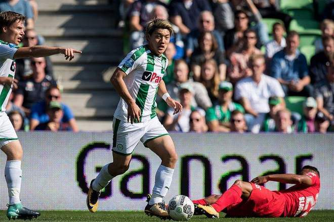 显示了足球 显示了足球